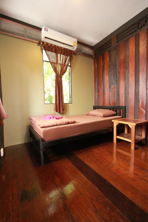 Viman Guesthouse Bangkok Eksteriør billede
